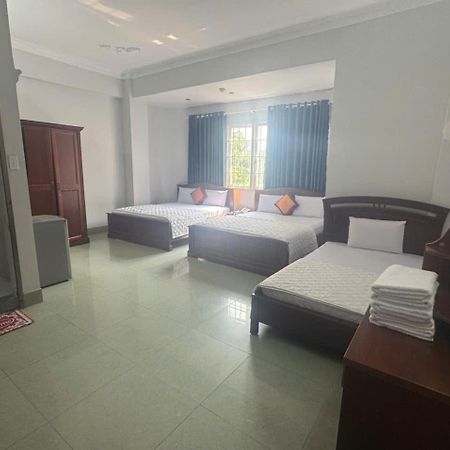 Khach San Thanh Hong Ho Chi Minh Zewnętrze zdjęcie